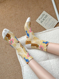 5 Pairs Vintage Embossed Floral Crew Socks