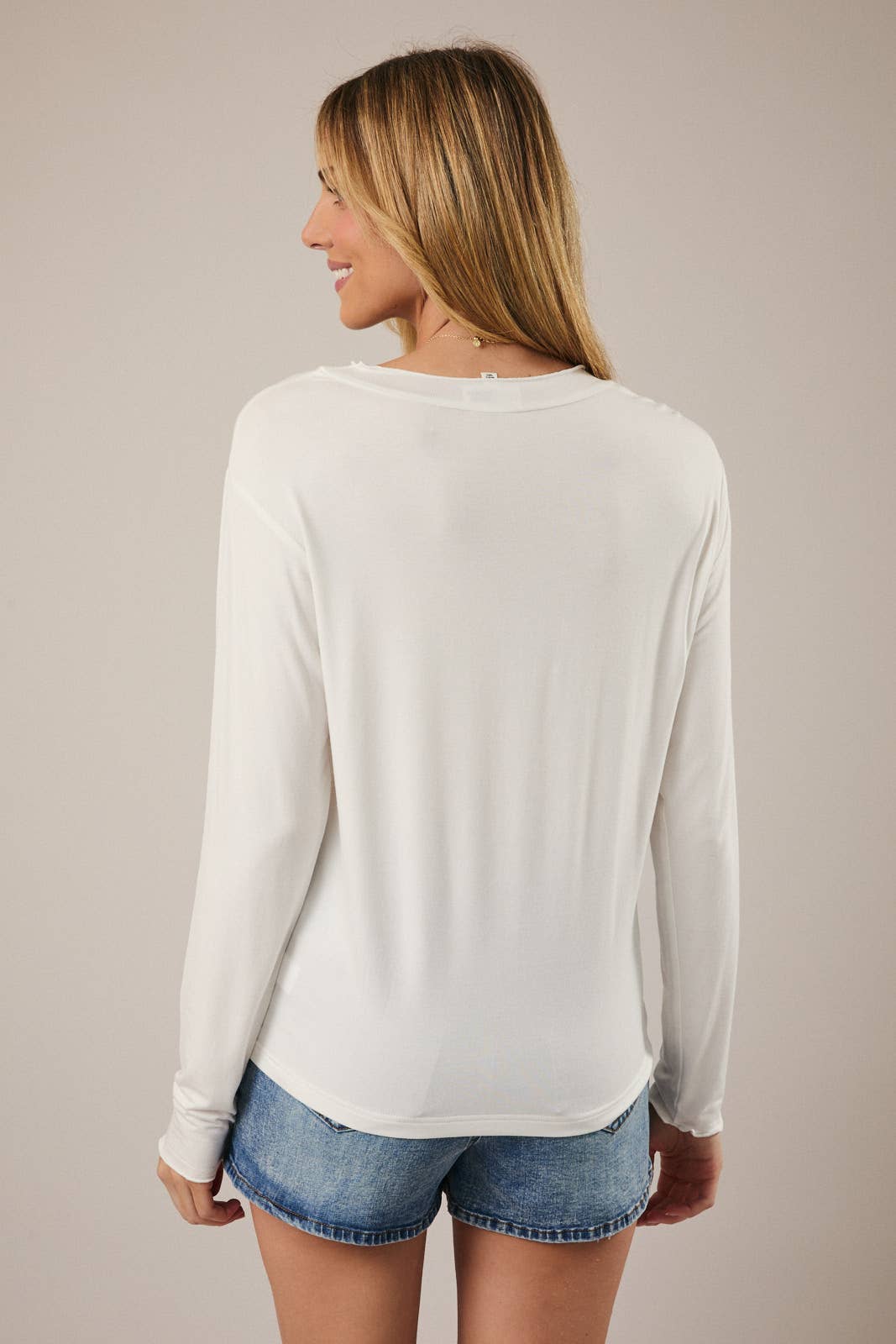 Long Sleeve Top w/ Ruffled Edge