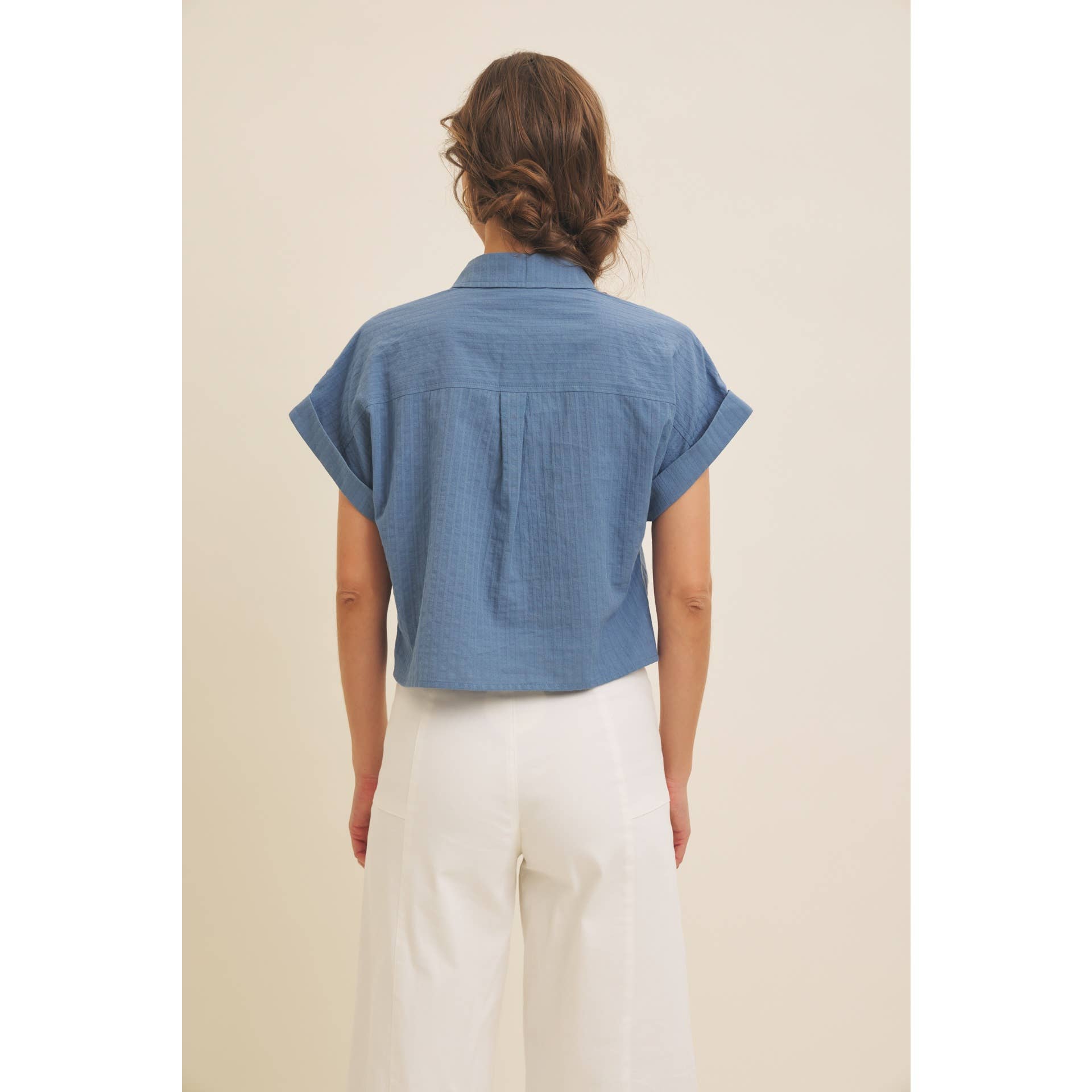 Cropped Short Sleeve Button Down Shirt