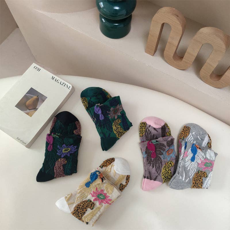 5 Pairs Vintage Embossed Floral Crew Socks