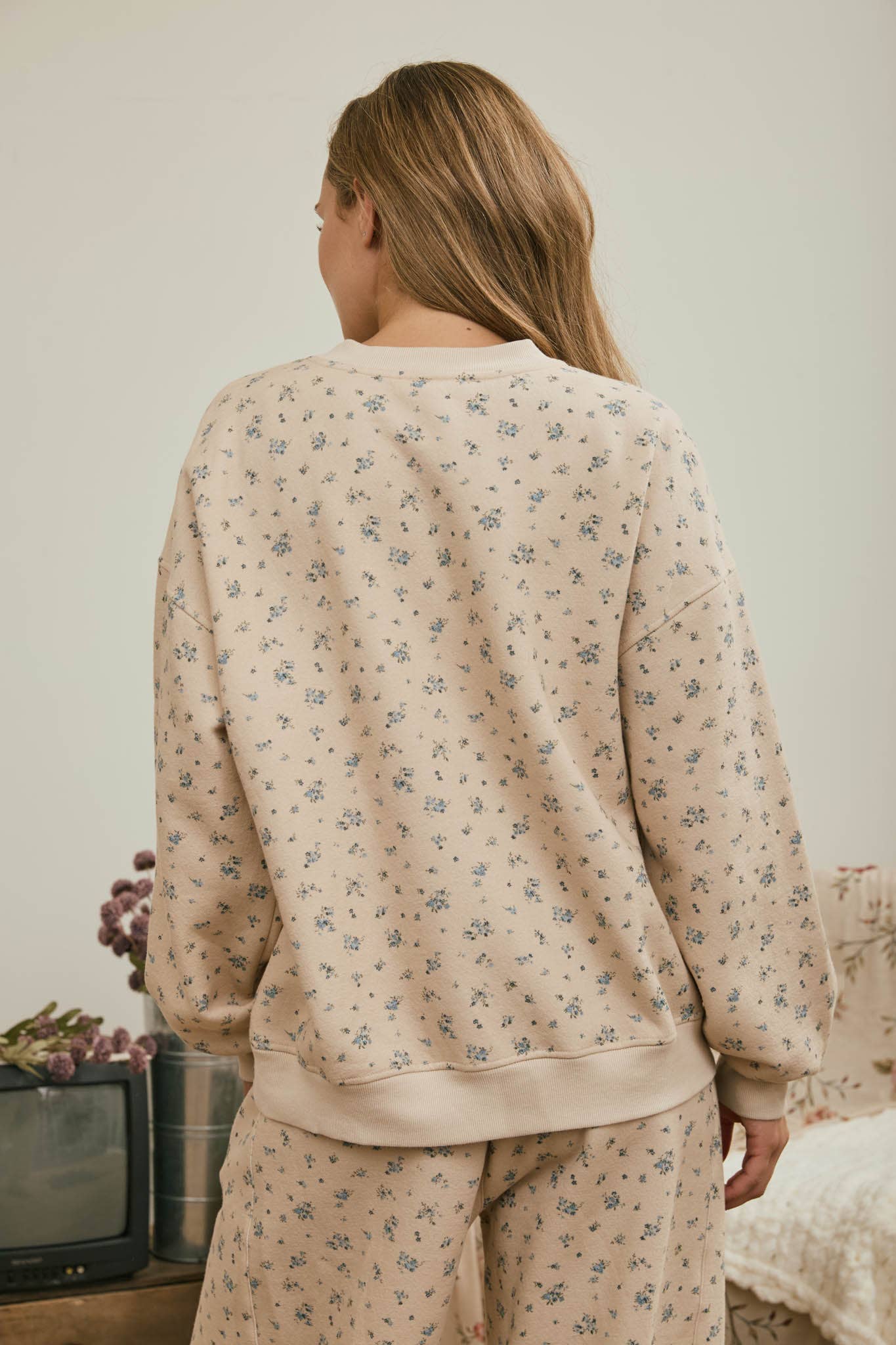Ditsy Floral Sweatshirt