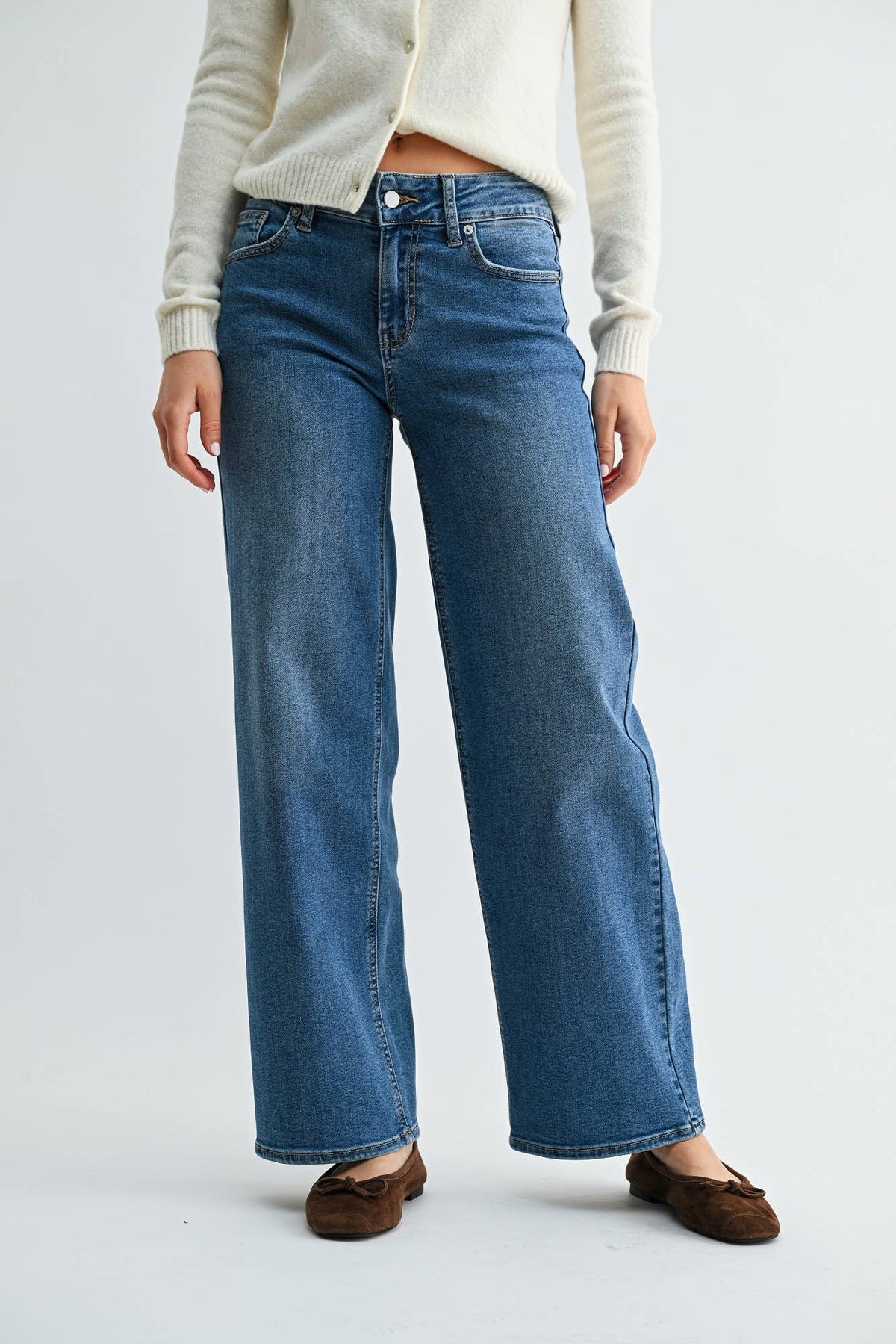 Mid Rise Straight - MEDIUM DENIM - JP422