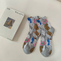 5 Pairs Vintage Embossed Floral Crew Socks