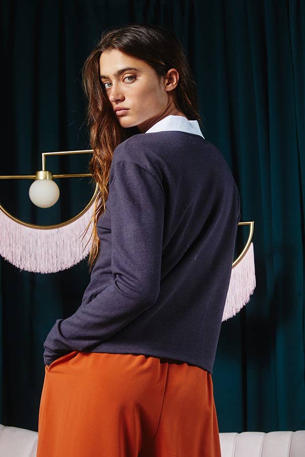 Contrast Collared Neck Solid Crop Top