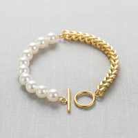 Pearl and Chain Bracelet