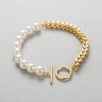 Pearl and Chain Bracelet